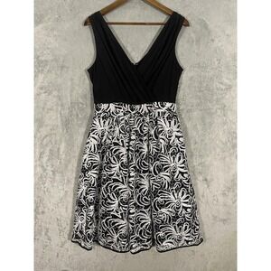 Roz & Ali Dress Womens 8 Black White Sequin Lace Fit Flare Cocktail Formal Event